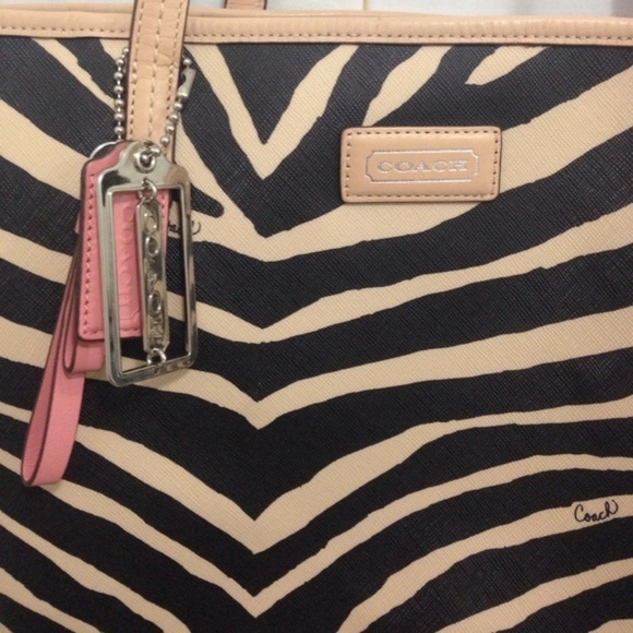 COACH ZEBRA PRINT LEATHER TOTE HANDBAG - Picture 2 of 7